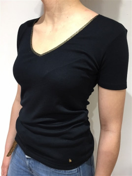 t-shirt des petits hauts...