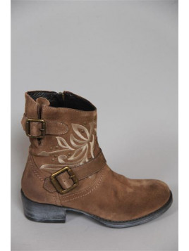 boots brodés méliné camel