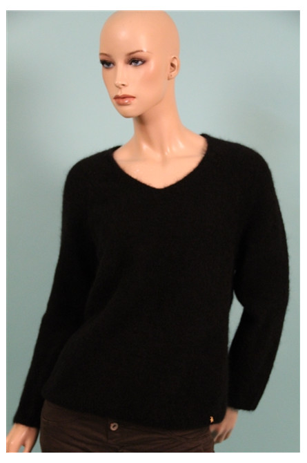 pull des petits hauts noir
