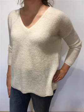 pull des petits hauts ecru