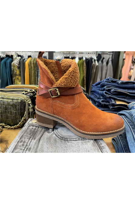 boots mkd orange